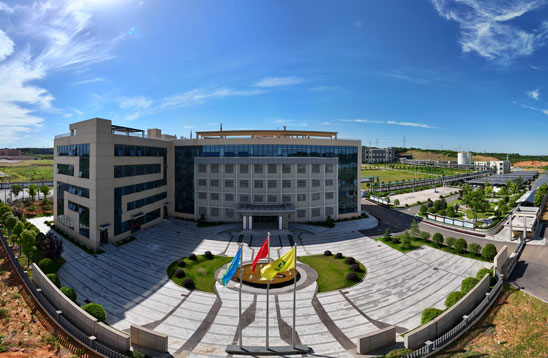 The company now has 15000 square meters of ...
